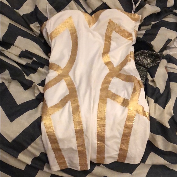 Dress - Picture 1 of 3